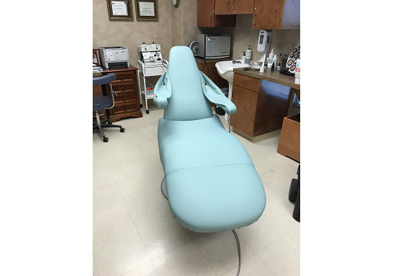 Upholstery is your money saving alternative to buying new hospital furniture, used chiropractic equipment, dental chairs, stretcher chairs, bariatric stretchers, medical room exam tables, exam chairs, etc.